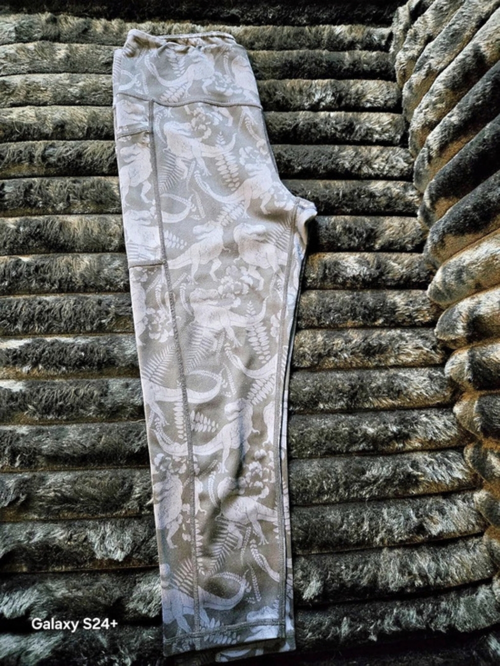 CVG Tflex Capris Leggings Size Medium